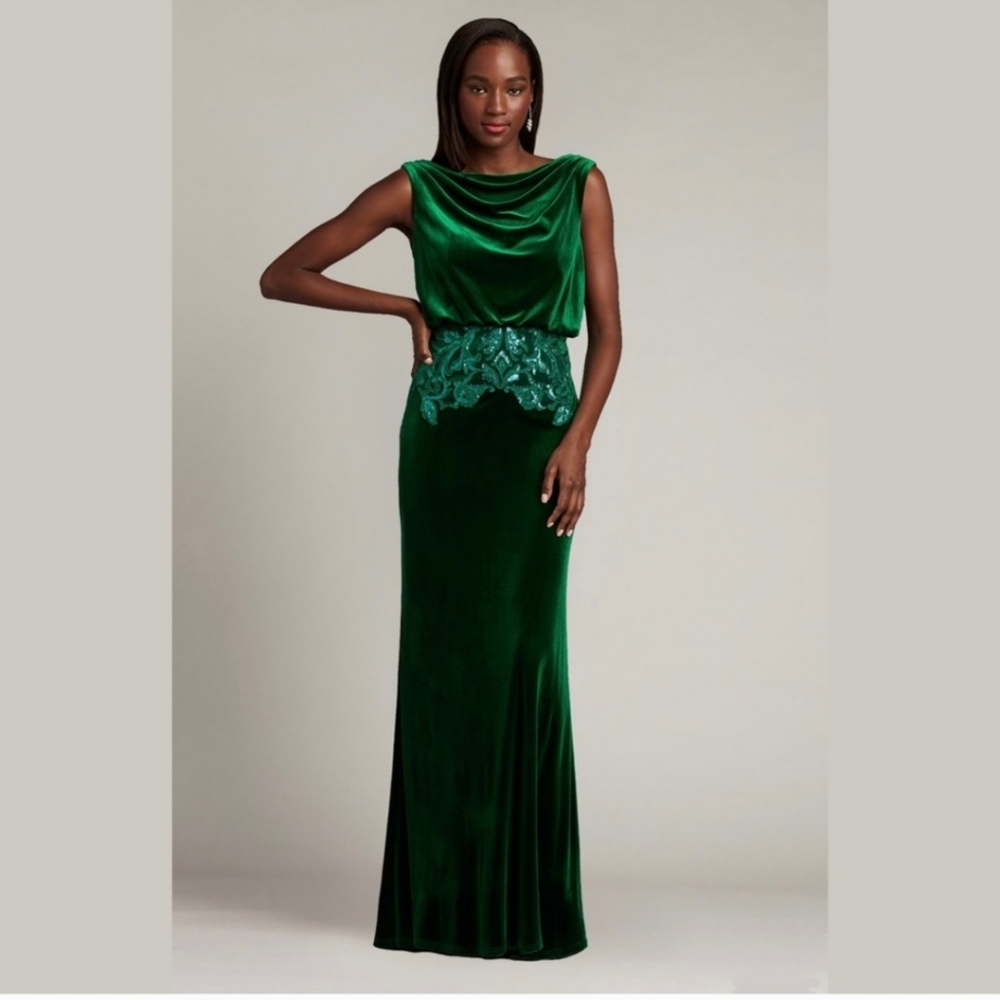 Tadashi Shohi Dunstan emerald velvet dress